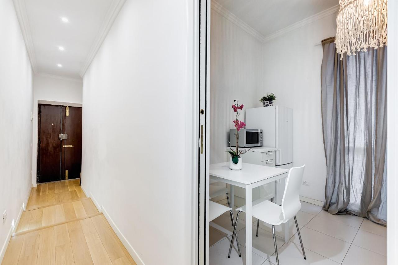 Trevi Fountain Modern Apartment Roma Exterior foto